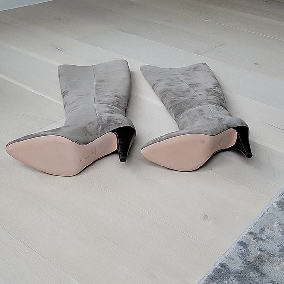 NEW in Box Veronica Beard Ballan Tall Suede Boot - Picture 2 of 6